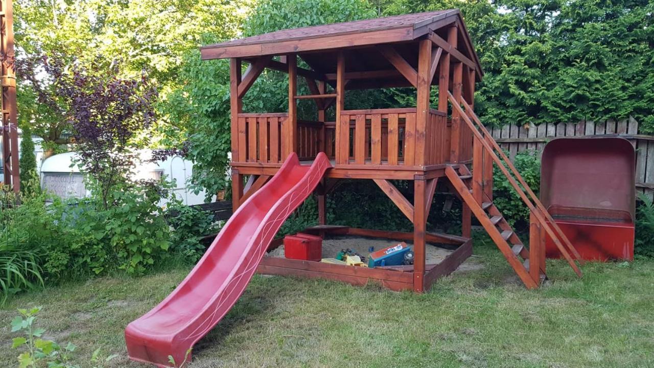 "U Izy" Pokoje Goscinne I Przyczepy Campingowe Mielno (Koszalin) Exterior foto