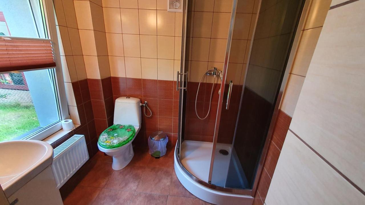 "U Izy" Pokoje Goscinne I Przyczepy Campingowe Mielno (Koszalin) Exterior foto