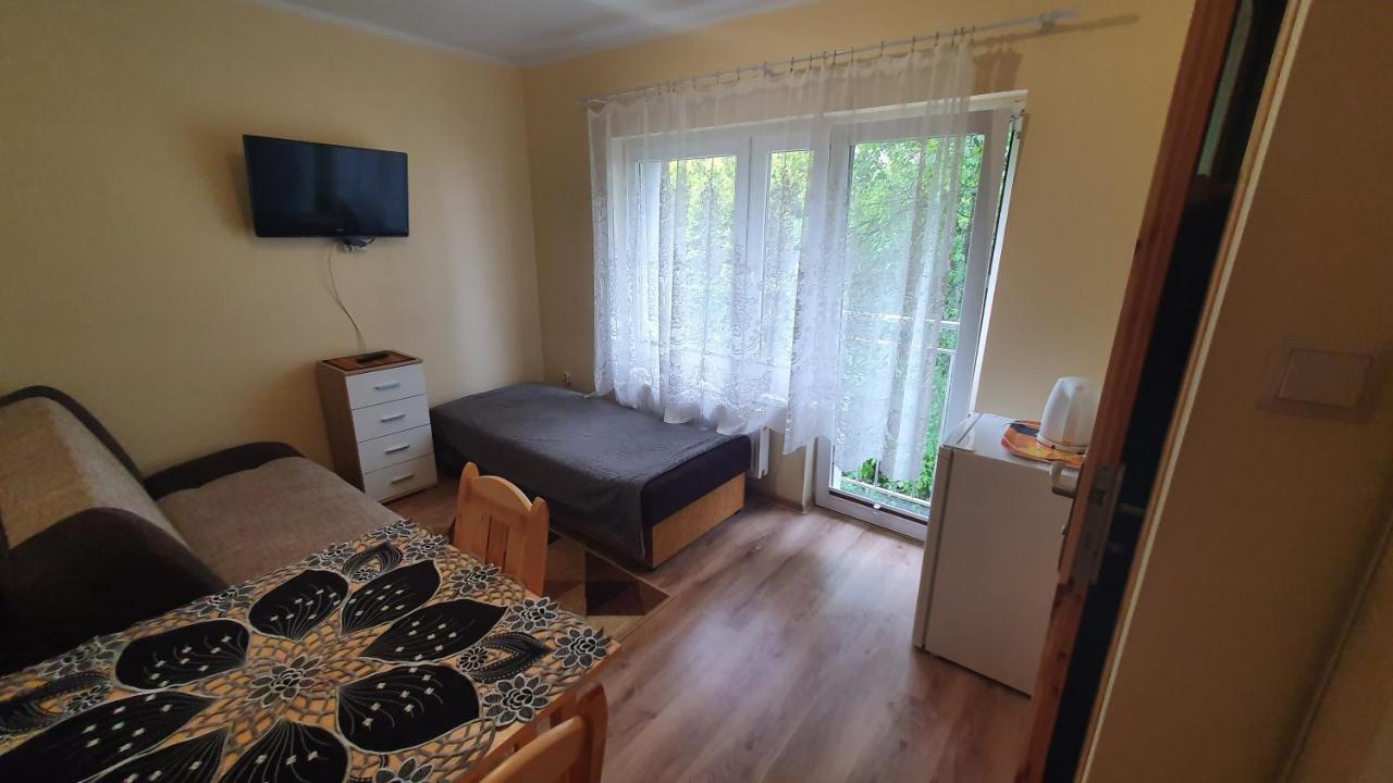 "U Izy" Pokoje Goscinne I Przyczepy Campingowe Mielno (Koszalin) Exterior foto
