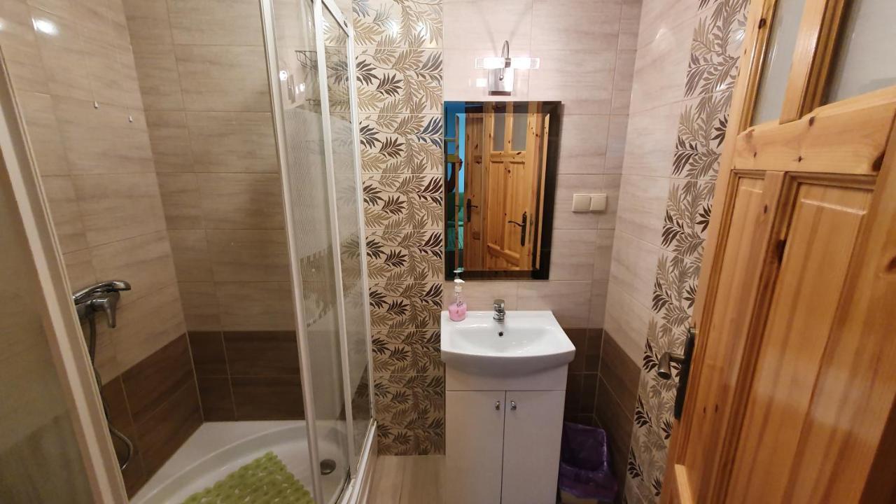 "U Izy" Pokoje Goscinne I Przyczepy Campingowe Mielno (Koszalin) Exterior foto