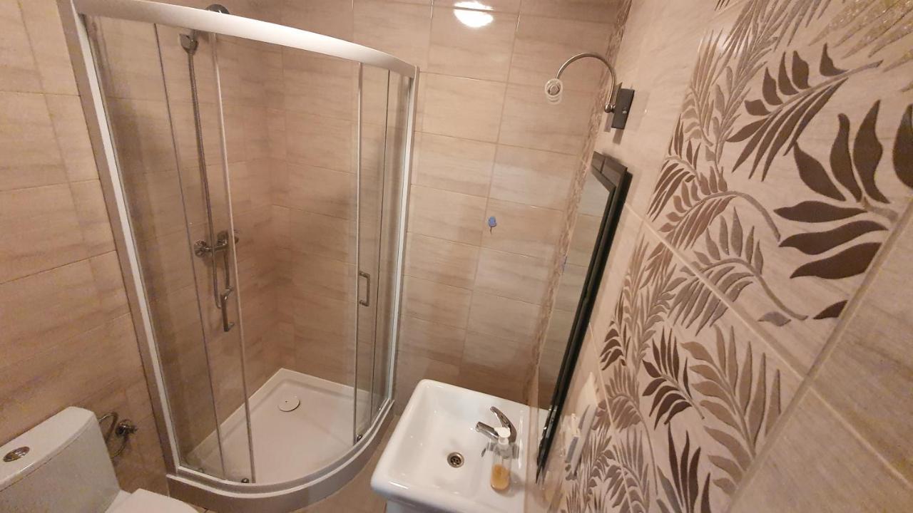 "U Izy" Pokoje Goscinne I Przyczepy Campingowe Mielno (Koszalin) Exterior foto