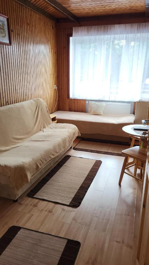 "U Izy" Pokoje Goscinne I Przyczepy Campingowe Mielno (Koszalin) Exterior foto