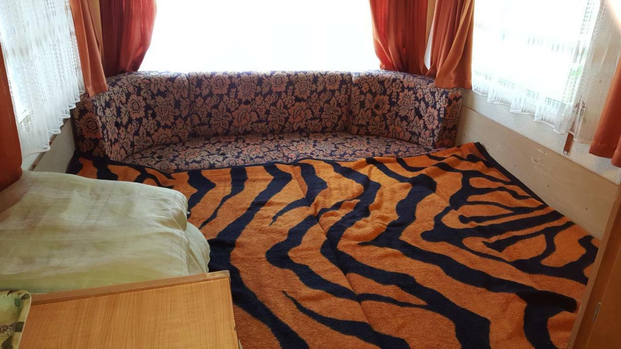 "U Izy" Pokoje Goscinne I Przyczepy Campingowe Mielno (Koszalin) Exterior foto